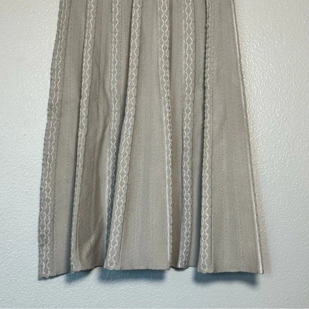 NWT Milano Tan Geometric Design Sweater Midi Skirt Size Small